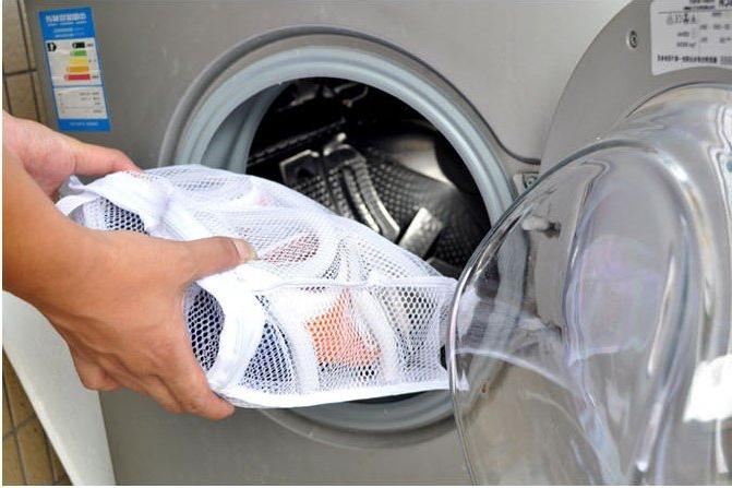 Padomi, kā mazgāt čības veļas mazgāšanas mašīnā